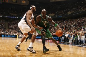 世界杯网站-体坛连环炸，广州队防线告急，黄蜂官宣签约，NBA总决赛与法国杯双线备战，亚特兰大复出首秀